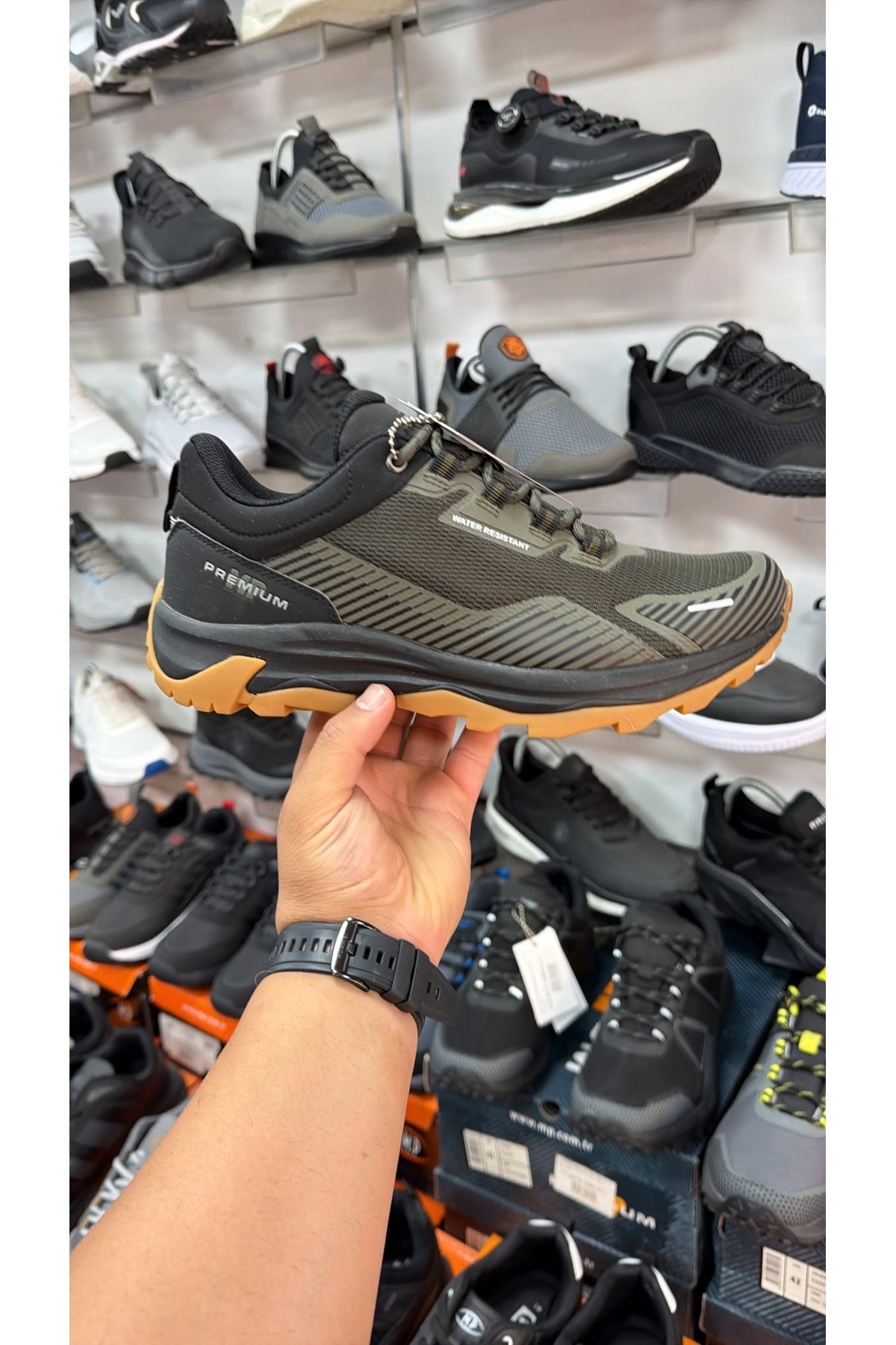 Haki Siyah Turuncu Outdoor Erkek Spor Ayakkabı